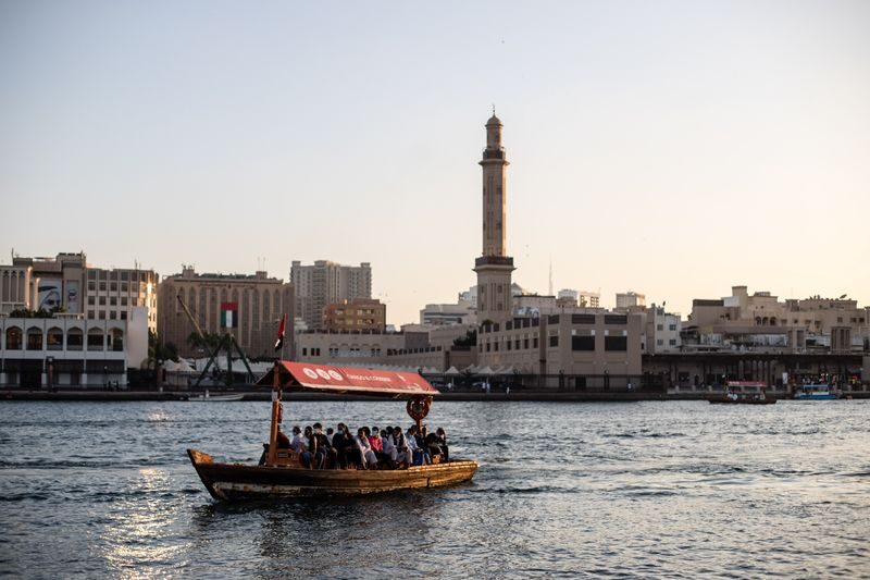 Dubai Aladdin Tour: Museums, Souks, street food and Boat Guided Tour - Al-Fahidi: a short walk with useful context