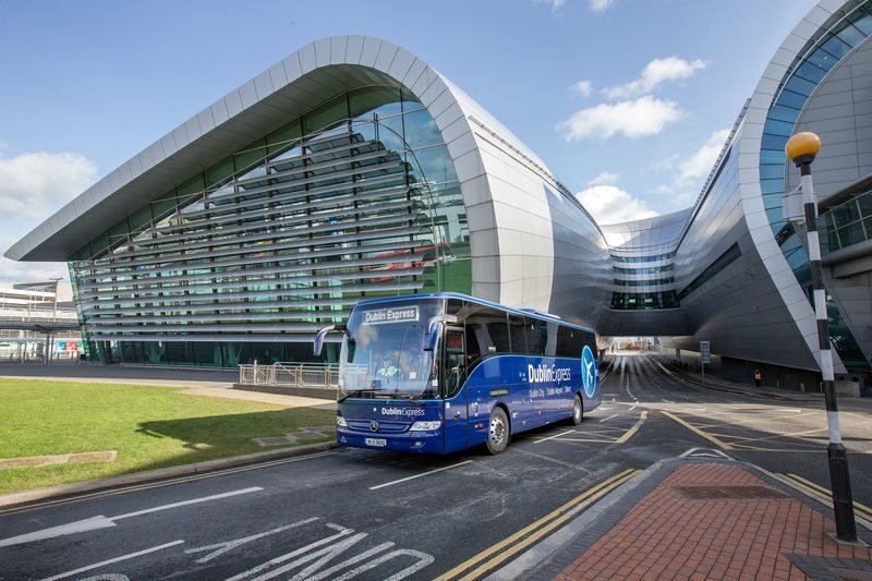 Dublin Express Airport Transfer & Hop-On Hop-Off Bus by DoDublin - Start with the airport transfer