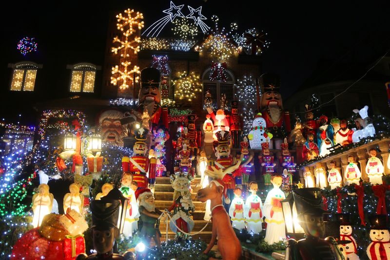 Dyker Heights Luxury Holiday Lights Tour in New York - Walking among Dyker Heights’ decorated homes