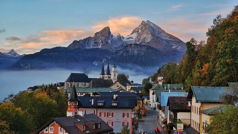 Eagles Nest and Berchtesgaden Day Tour from Munich - Berchtesgaden gives the day a human scale