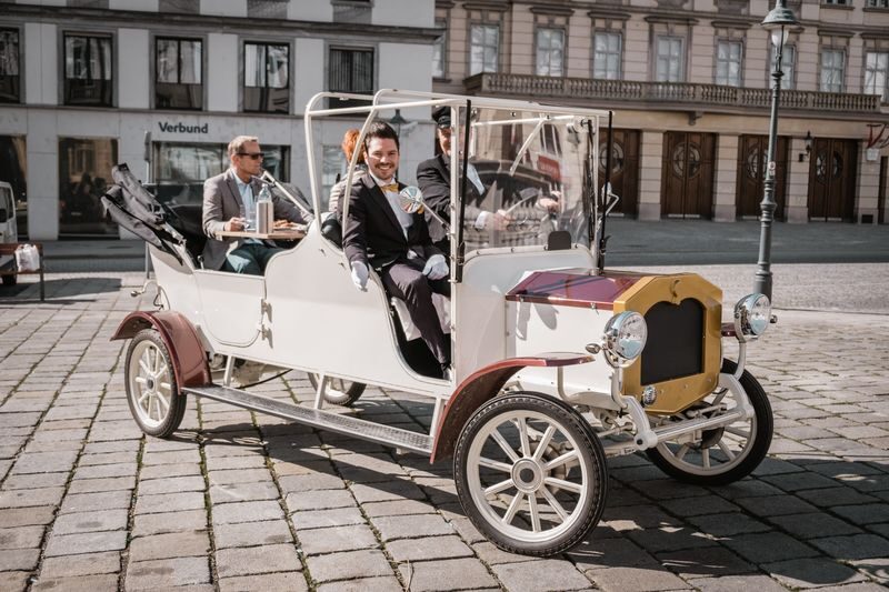 Electro Vintage Car Tour - What the main sights add to the route