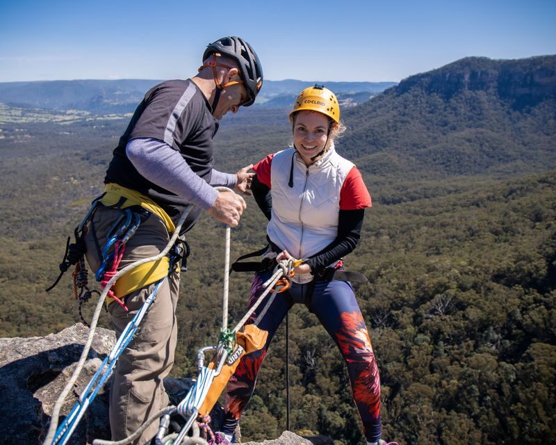 Empress Canyon - Blue Mountains Abseiling and Canyoning Experience - Three abseils above the Megalong Valley