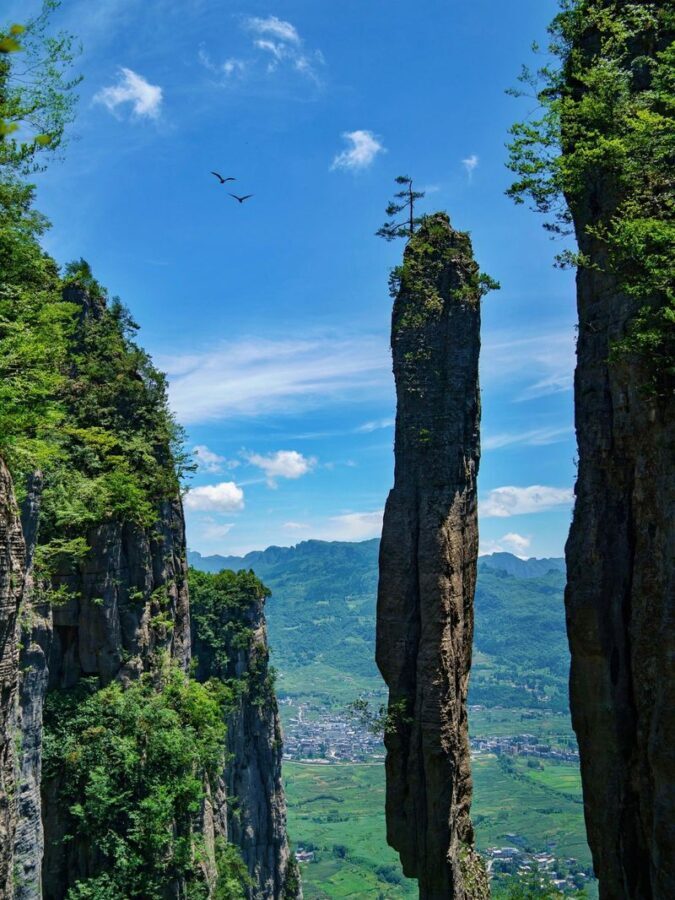Enshi Grand Canyon Qixing Village One-Day Tour - Yunlong River Ground Crack: the day’s dramatic opening