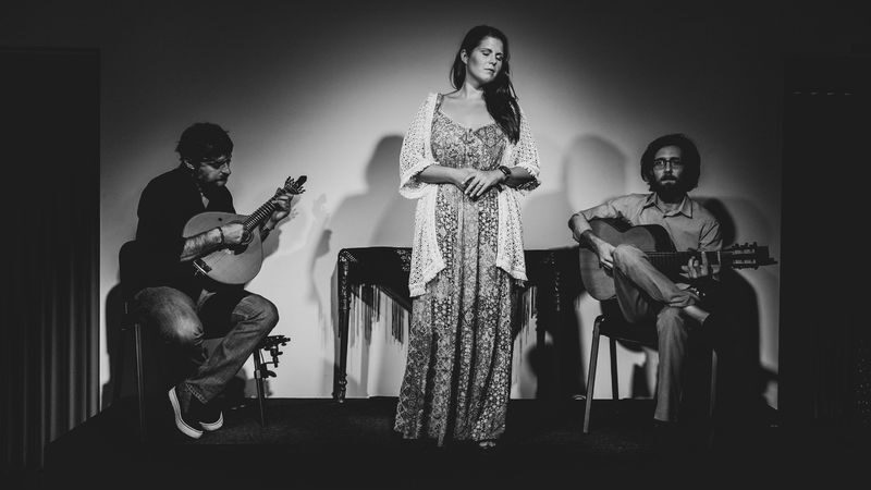 Fado show at Fado na Baixa in Porto - Listening for the story between the songs