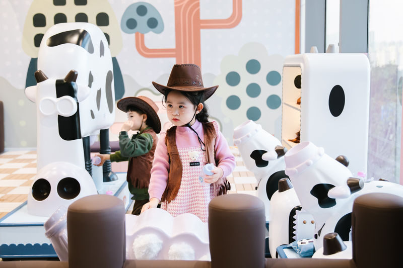 Family Fun in Longgang: MELAND (Shenzhen Longgang Vanke Plaza Store) - Age rules and adult supervision matter