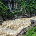 First Impression Yunnan Dali & Lijiang & Shangri-La 5/7-Day Tour - Erhai cycling, then Tiger Leaping Gorge