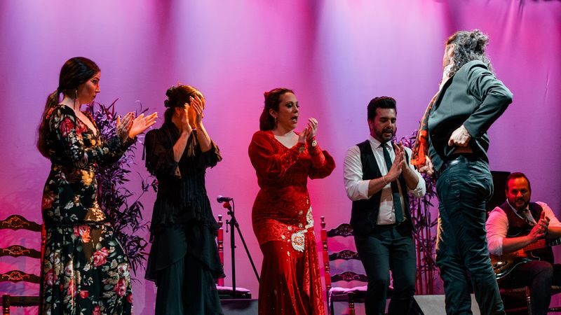 Flamenco Show Ticket at City Hall Theatre in Barcelona - What the hour feels like