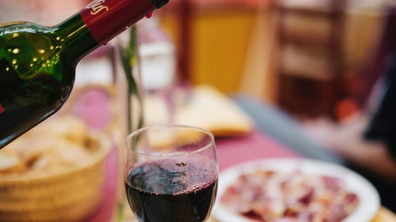 Flamenco show with dinner at Tablao de Carmen in Barcelona - Dinner: a proper part of the ticket