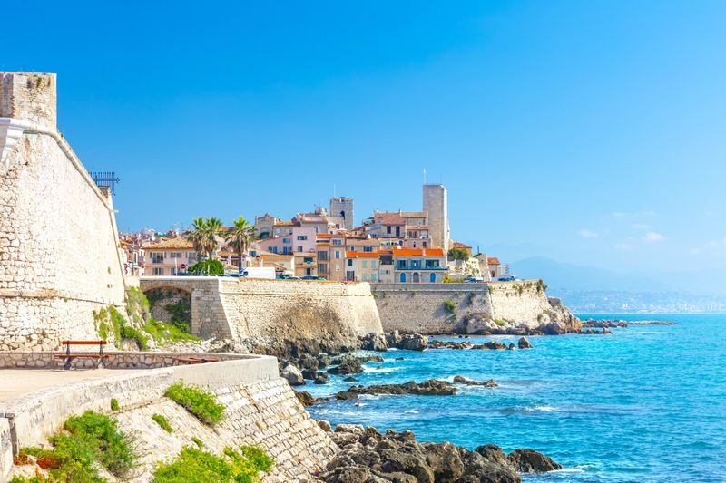French Riviera Full-Day Tour from Nice - Èze: medieval lanes and perfume making