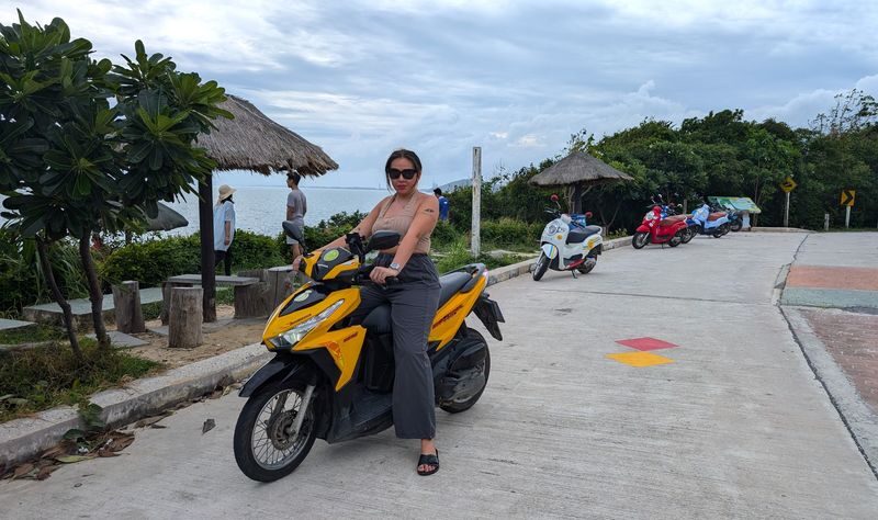 From Bangkok/Pattaya: Self-guided Day Tour to Koh Samet Island - From hotel pickup to the Rayong pier