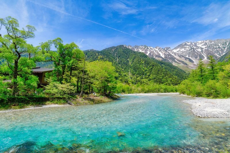 From Nagoya; one-day bus tour to Kamikochi - Choosing your first stop: Taisho Pond or the terminal