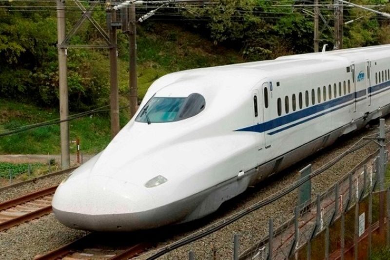 From Tokyo 1-Day Kyoto English-guided Tour by Bullet Train - Lunch and a handoff at Kyoto Station