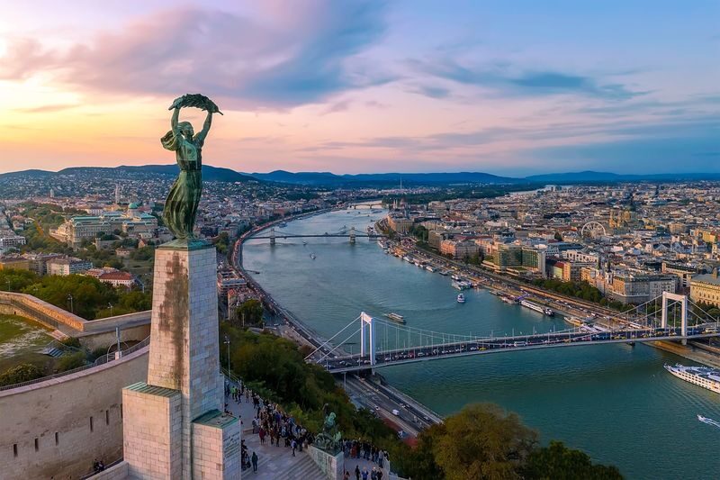 From Vienna: Guided day tour to Budapest - What the four free hours can and cannot do