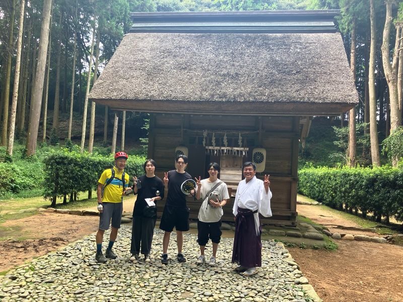 Fukuoka Itoshima: Bike Rental & Guided Tours - What the stops add to the ride
