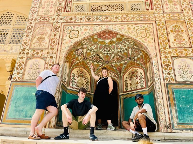 Full-Day Jaipur City Tour - Private Experience - Amber Fort: the day’s grand opening