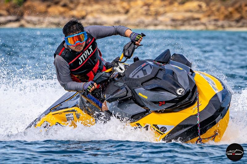 Fun Jet Ski Activities at Jomtien Beach in Pattaya - Finding the Meeting Point on Jomtien Beach