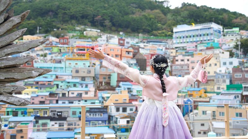 Gamcheon Culture Village Snapshots Experience - One hour with the camera in mind