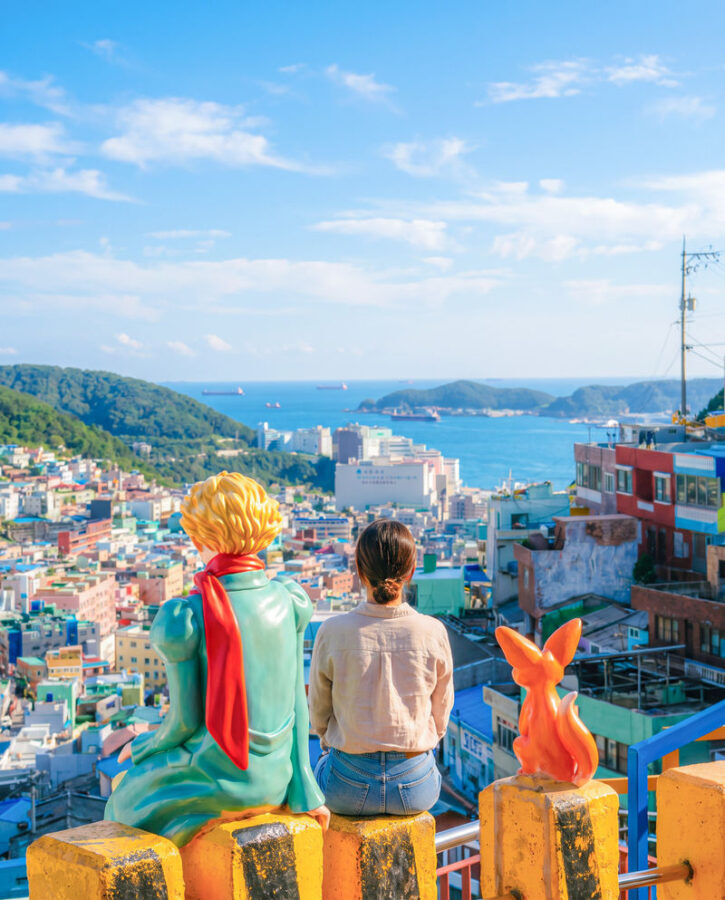 Gamcheon & Haedong Yonggung Temple Full-Day Tour with Transport from Daegu - Gamcheon Culture Village, a stop for wandering and photos