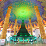 Ganesha Temple Tour: Wat Paknam, Wat Saman (Pink Ganesha) - Wat Paknam: a golden Buddha and emerald-glass stupa
