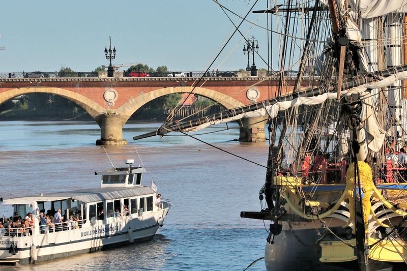 Garonne River Sightseeing Cruise in Bordeaux - The boat, the views and a naming wrinkle