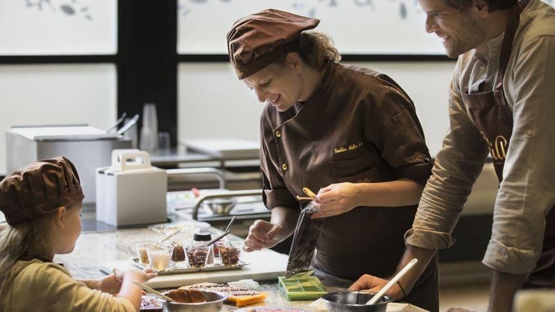 Geneva Gruyeres Full-Day Chocolate & Cheese Tour - Cheese-making, local food, and fondue