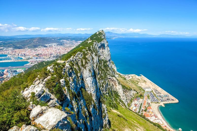 Gibraltar and Saint Michaels Cave Day Tour From Seville - From Seville pickup to the Gibraltar border