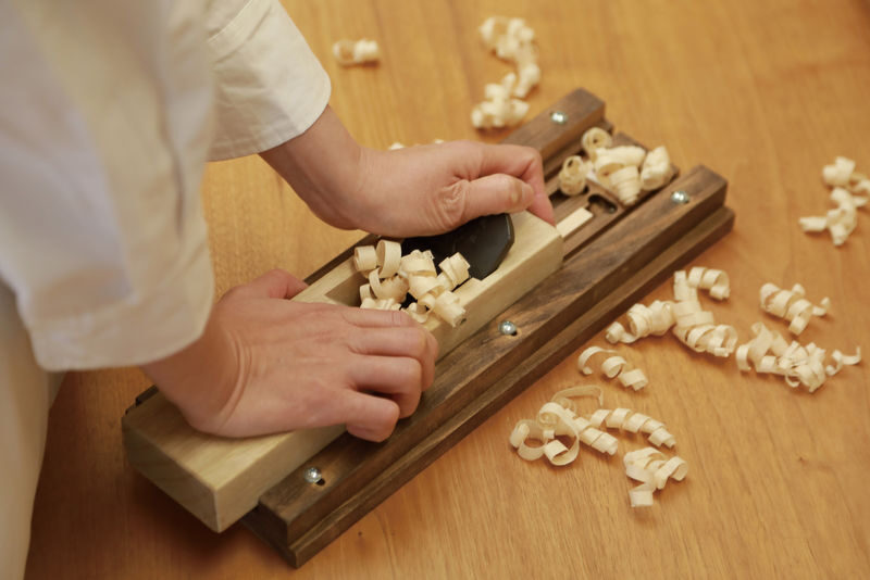 Ginza Woodcraft: A Traditional Japanese Chopstick Making Experience - Choosing the wood and length