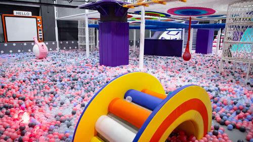 Gjump Trampoline Park - Getting to the entrance in Shenye Shopping Mall