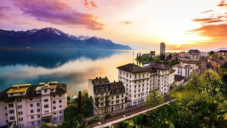 Glacier 300 and Montreux from Lausanne - Les Diablerets and Glacier 3000