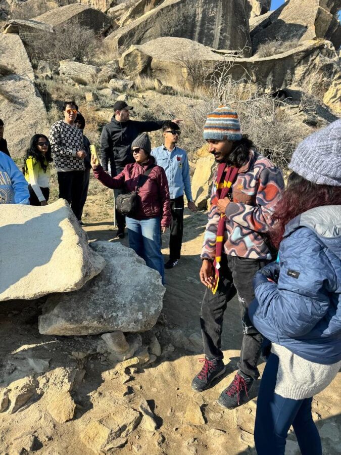 Gobustan and Absheron Group Tour from Baku with Lunch - Off-road to Gobustan’s mud volcanoes