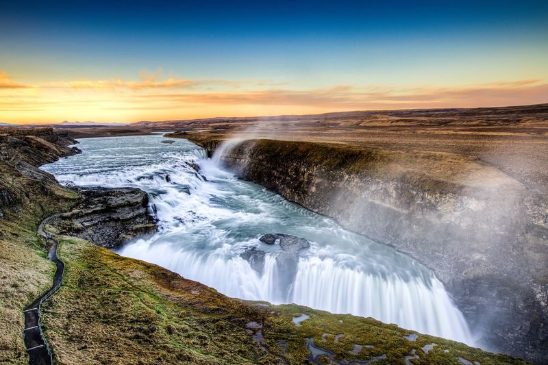 Golden Circle, Kerid, & Secret Lagoon Tour from Reykjavik - Kerið: red rock and a blue crater lake