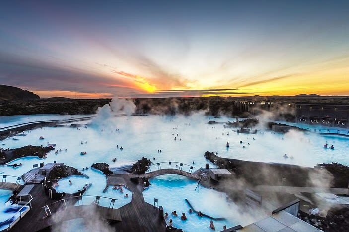 Golden Circle Tour & Blue Lagoon Comfort Admission - Thingvellir: a rift valley with a human story