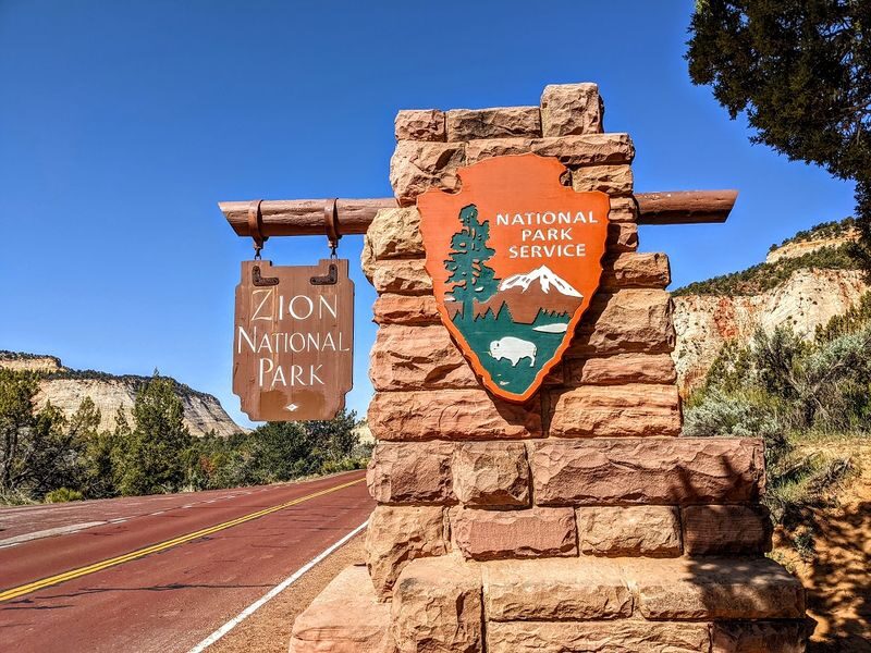 Grand Canyon & Monument Valley Multi-Day Small Group National Park Tour - What the small-group label tells you, and what it does not