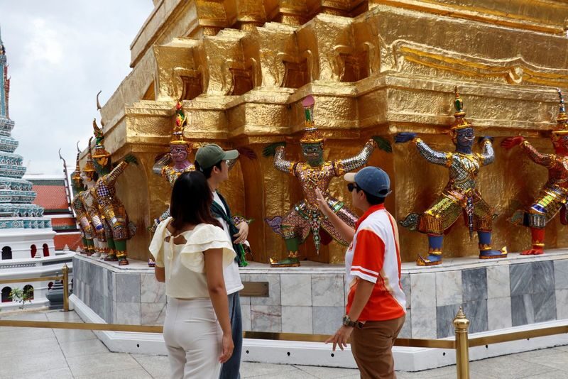 Grand Palace, Wat Pho & Wat Arun Half-Day Small Group Tour - At the Grand Palace, start with the stories