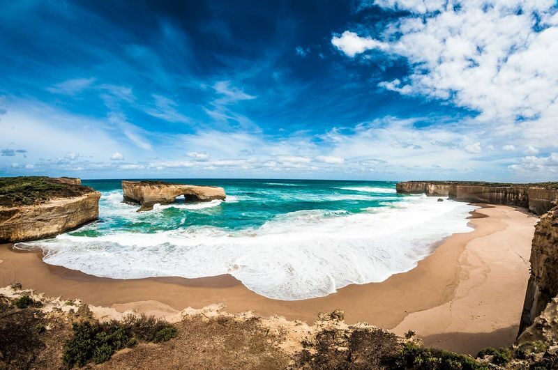 Great Ocean Road Max Highlights: Wildlife & London Bridge Sunset - Starting with chocolate, then the Memorial Arch