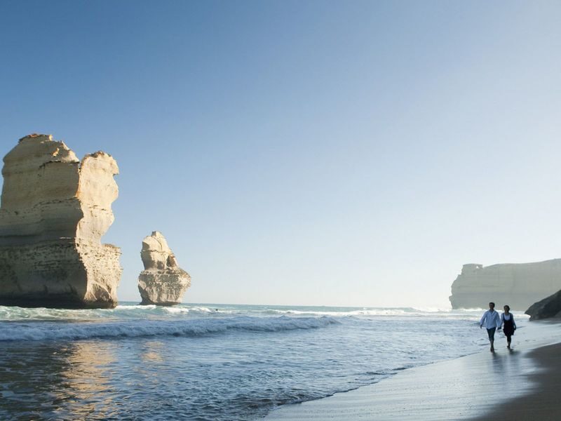 Great Ocean Road & Twelve Apostles Small Group Day Tour - Jackie’s humor and responsibility