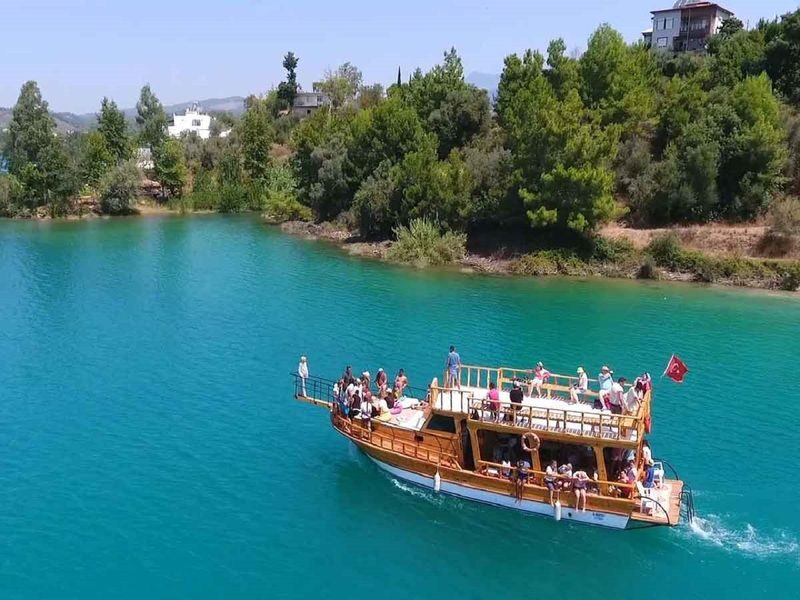 Green Canyon Boat Trip with Pickup from Antalya or Side - Cruising under the Taurus Mountains
