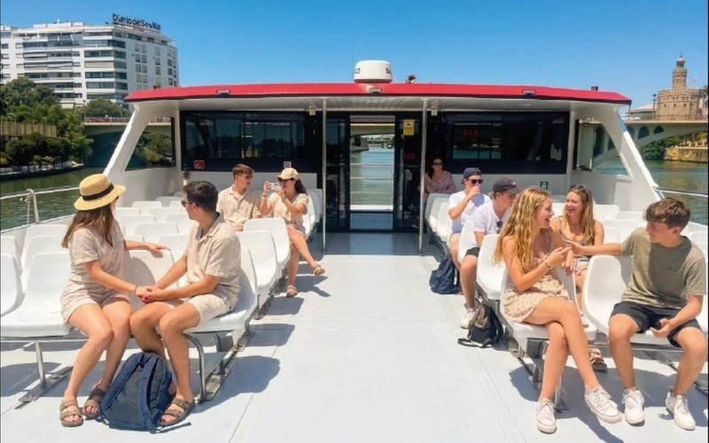 Guadalquivir River Cruise in Seville by City Sightseeing - The audio guide, music and onboard setting