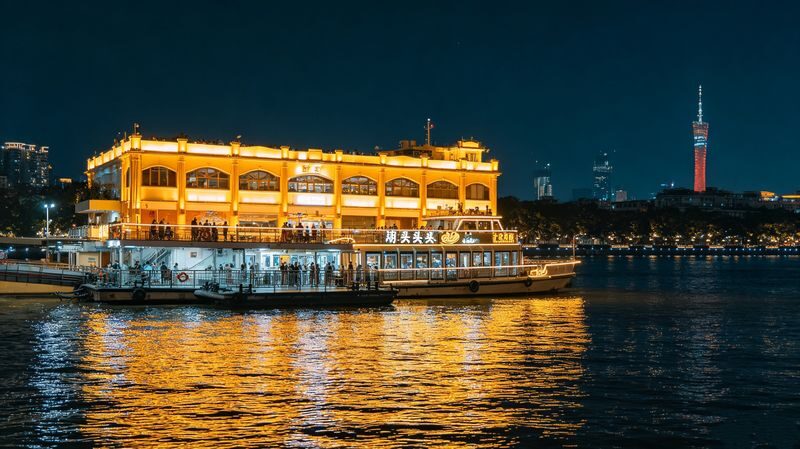 Guangzhou Pearl River Night Cruise - The value of seeing Guangzhou from the water