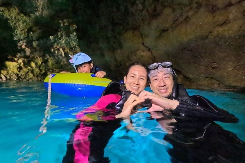 Guaranteed Blue Cave Diving & Snorkeling Experience (Okinawa) - What the two-hour outing involves