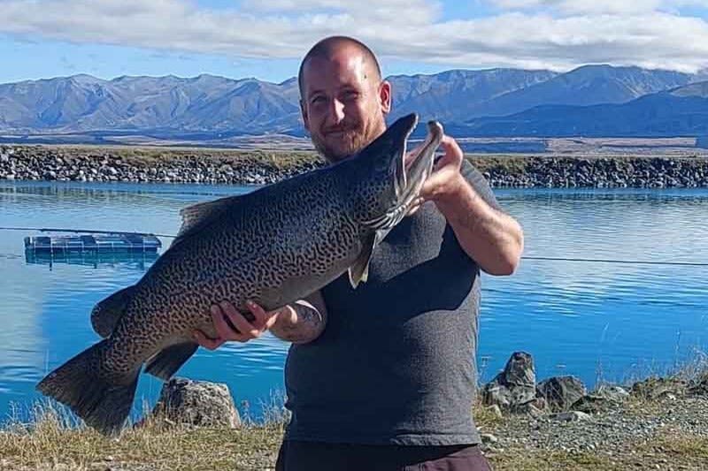 Guided Fishing in Lake Tekapo - What the two-hour outing involves