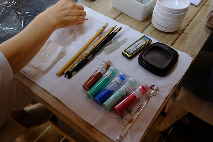 Gyeongju Drawing Shilla Dynasty Folk Painting on Fan - Sketch first, then make the fan your own