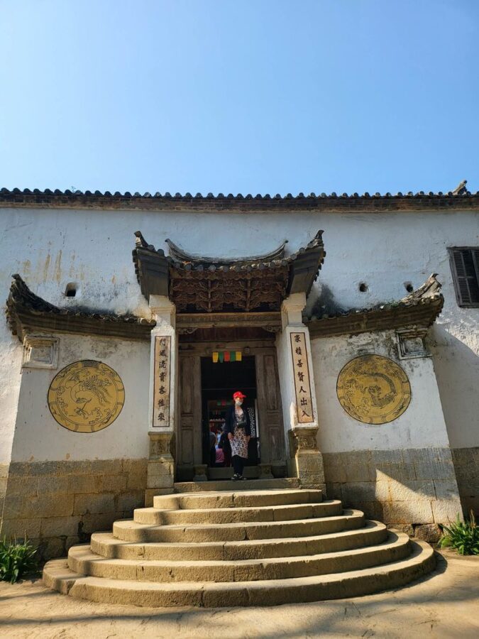 Ha Giang Loop Small Group Motorbike Tour - Day three: Lo Lo Chai and the H’mong King Palace