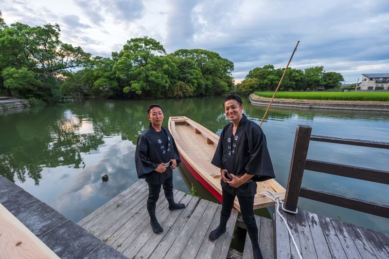 Half-Day Private Guided Yanagawa Canal Cruise and Grilled Eel Lunch - The boat ride: a close look at the water city