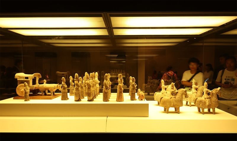 Half-day tour of the National Museum of China (Chinese/English commentary + tickets) - Jade, porcelain, and the details you might otherwise miss