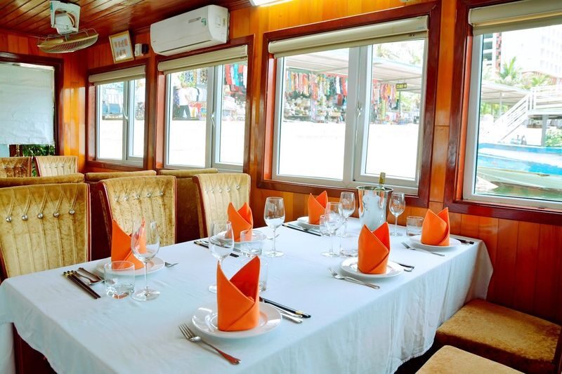 Halong Bay Day Trip (Japanese) | 4-Hour Cruise, Cave, and Kayak Experience - Four hours among Ha Long Bay’s limestone towers
