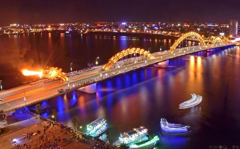 Han River Night Cruises By Tau Rong Song Han - Boarding at Han River Port