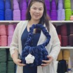 Handknit Velvet Bag Workshop in Singapore - Choosing between the small and medium bag