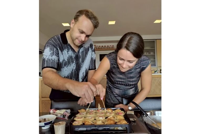 Hands-On Ramen & Gyoza Cooking Class in Osaka with a Pro Chef - From Matsuyamachi Station to the cooking studio