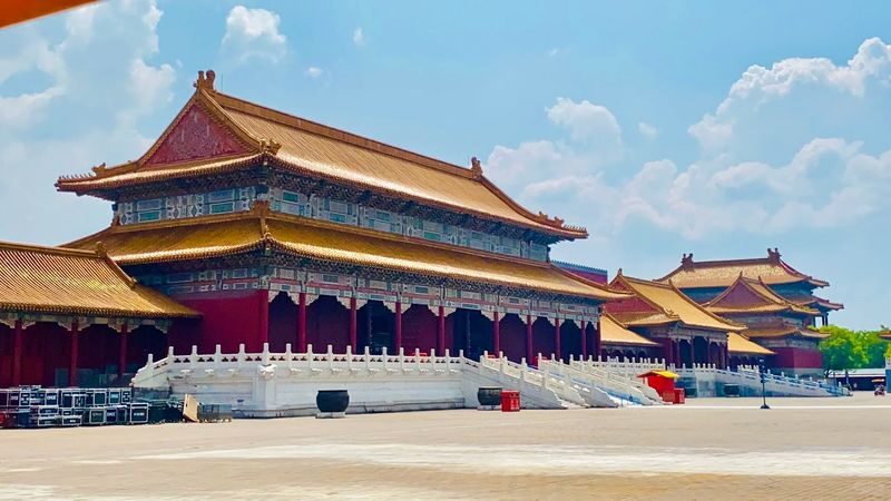 Hangzhou Round Trip Hengdian World Studios One-Day Tour - Four parks, four different moods